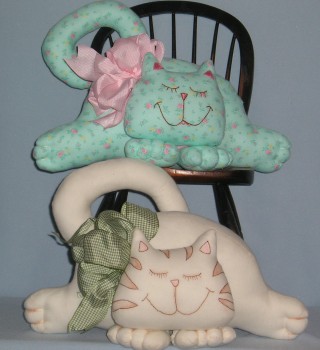 picture of purr-fectly content cats