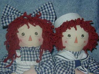 Raggity Twins cloth doll picture